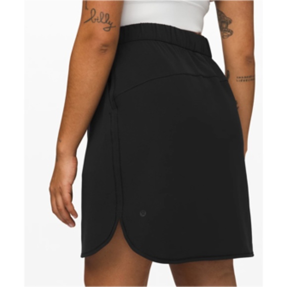 LULULEMON ON THE FLY BLACK MINI SKIRT WOMEN SIZE 4 - Picture 5 of 6